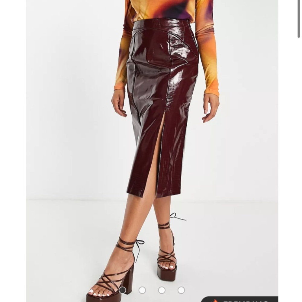 NEWLY REDUCED🥰 Topshop croc PU midi skirt in burgundy- NWT